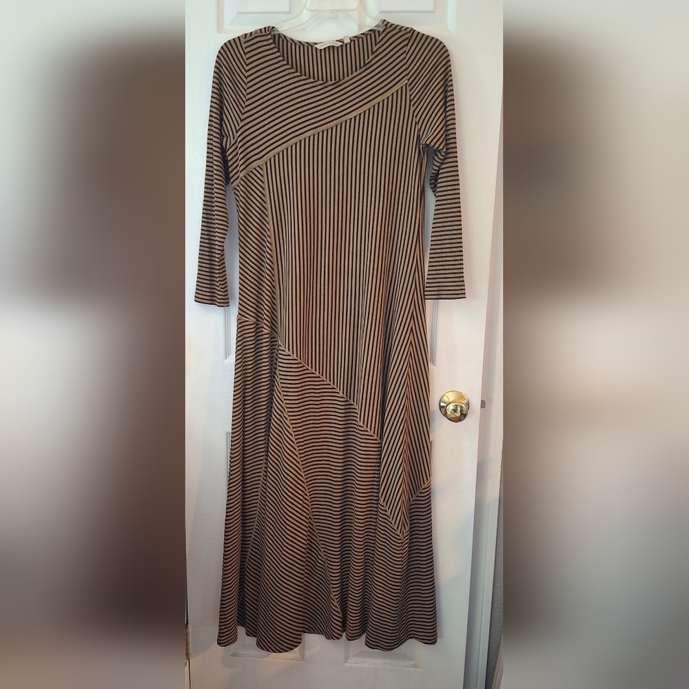 Soft Surroundings Ryley Maxi Dress Ribbed Tan Black Striped Stretch- Size M Fall